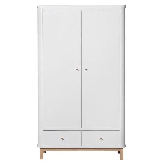 Children’s Wardrobe – Flexible Storage with Leather Handles