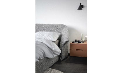 Customized bedside - FLOAT | Novamobili • Petit Toi | Lausanne