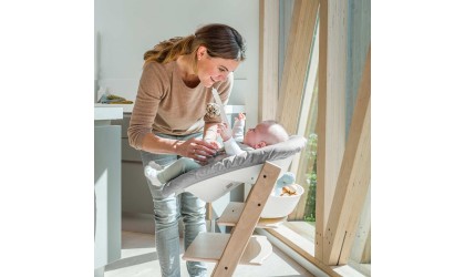 Tripp Trapp Newborn Set avec suspension pour jouet - Lausanne