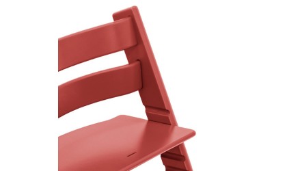 chaise-haute-enfant-rouge