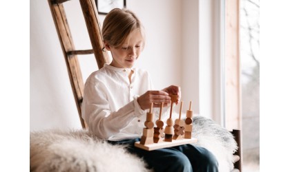 Montessori stacking toy - Natural