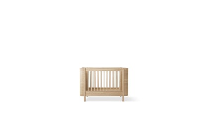 NEW Wooden crib and evolving bed - Oliver Furniture