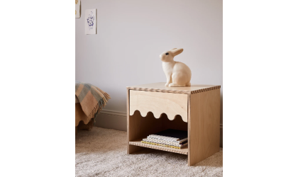 Moss bedside table - Bold, functional design