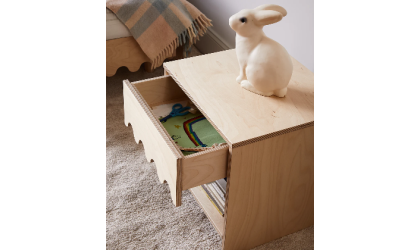 Moss bedside table - Bold, functional design