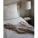 PONCHO DE BAIN PUK, MOON CAT - Dear April