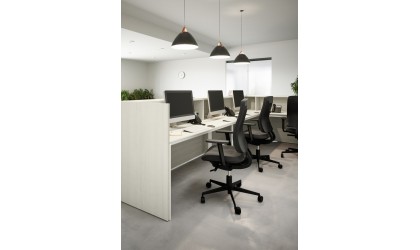 Cinquanta3 Chair – Comfort, Style, and Ergonomics for the Office