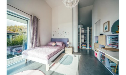 Custom Girls’ Bedroom in Lausanne – Italian Design