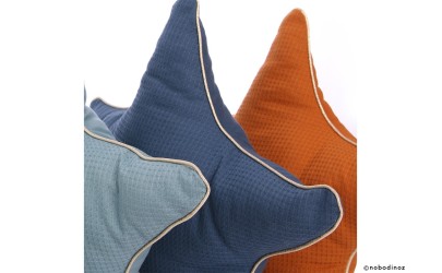 aristote-star-cushion-night-blue-nobodinoz-petit-toi-lausanne