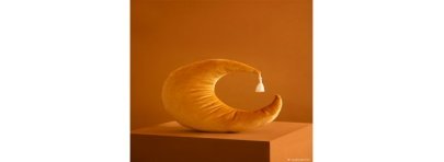 velvet-cushion-pierrot-moon-farniente-yellow-nobodinoz-petit-toi-lausanne
