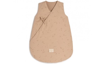 gigoteuse-hiver-snowy-willow-dune-nobodinoz-petit-toi-lausanne