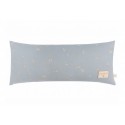 coussin-hardy-long-willow-bleu-clair-nobodinoz-petit-toi-lausanne