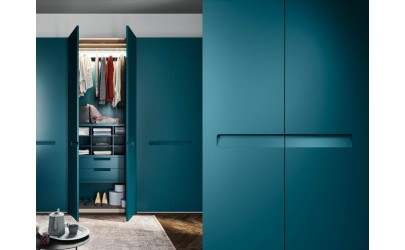 UNIKA wardrobe - hinged doors | Novamobili • Petit Toi | Lausane