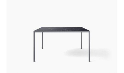 Table FILO_Petit Toi_Lausanne_épurée et minimaliste