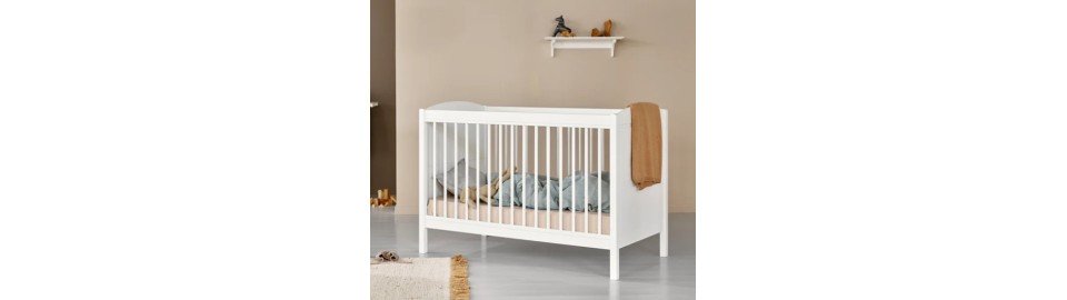 Convertible cots and baby beds